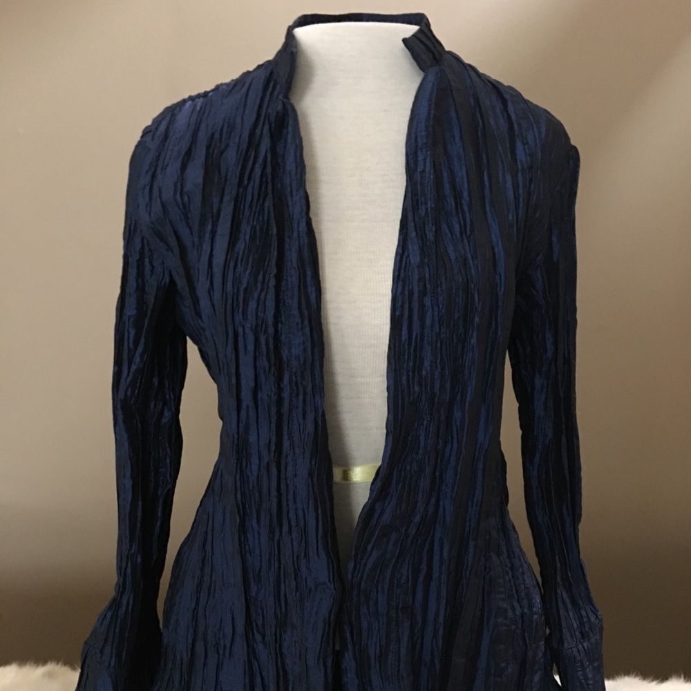 Chico’s chic sapphire open front blouse. Size 1